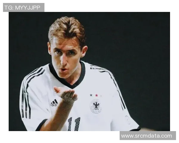 55号球衣足球明星的传奇之路与辉煌成就揭秘