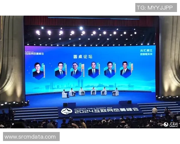 重庆足球队的崛起与挑战:聚焦球队力量与未来发展之路 重庆足球队的崛起与挑战:聚焦球队力量与未来发展之路