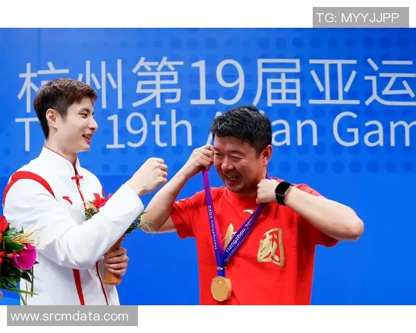 南京羽毛球队在全国团队协作排行榜中荣登第8名展现出强大实力与团队精神