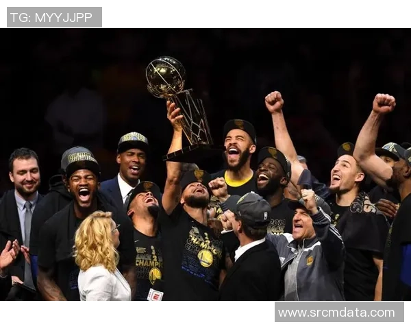 武汉羽毛球队战术争议引发热议球迷与专家观点碰撞激烈 武汉羽毛球队战术争议引发热议球迷与专家观点碰撞激烈